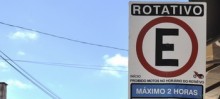 Já estão nas ruas as placas que indicam os locais onde será implantado o rotativo
