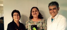 As autoras do projeto, a farmacêutica do Núcleo de Apoio à Saúde da Família (Nasf) Rosângela Furtado, a diretora da Atenção Primária e Saúde e o vice- prefeito e secretário de Saúde, Wolney de Oliveira
